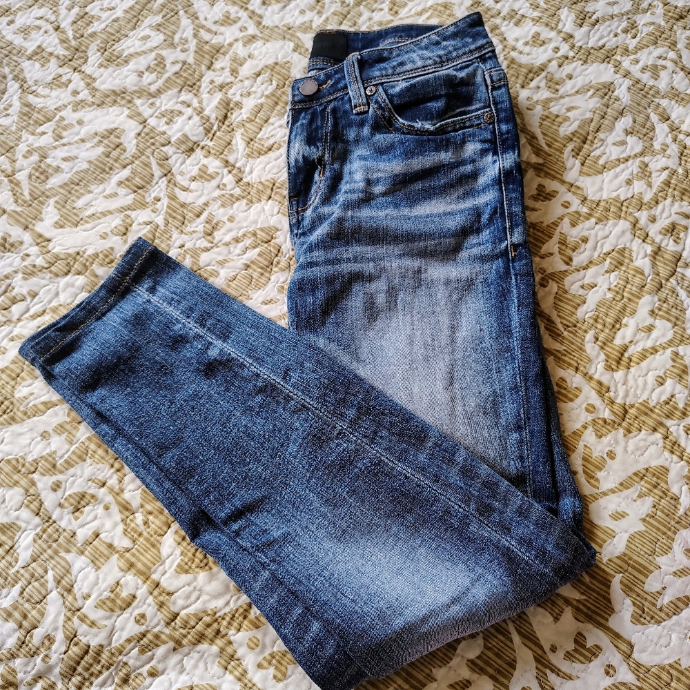 Buckle Black Classic Blue Denim Jeans